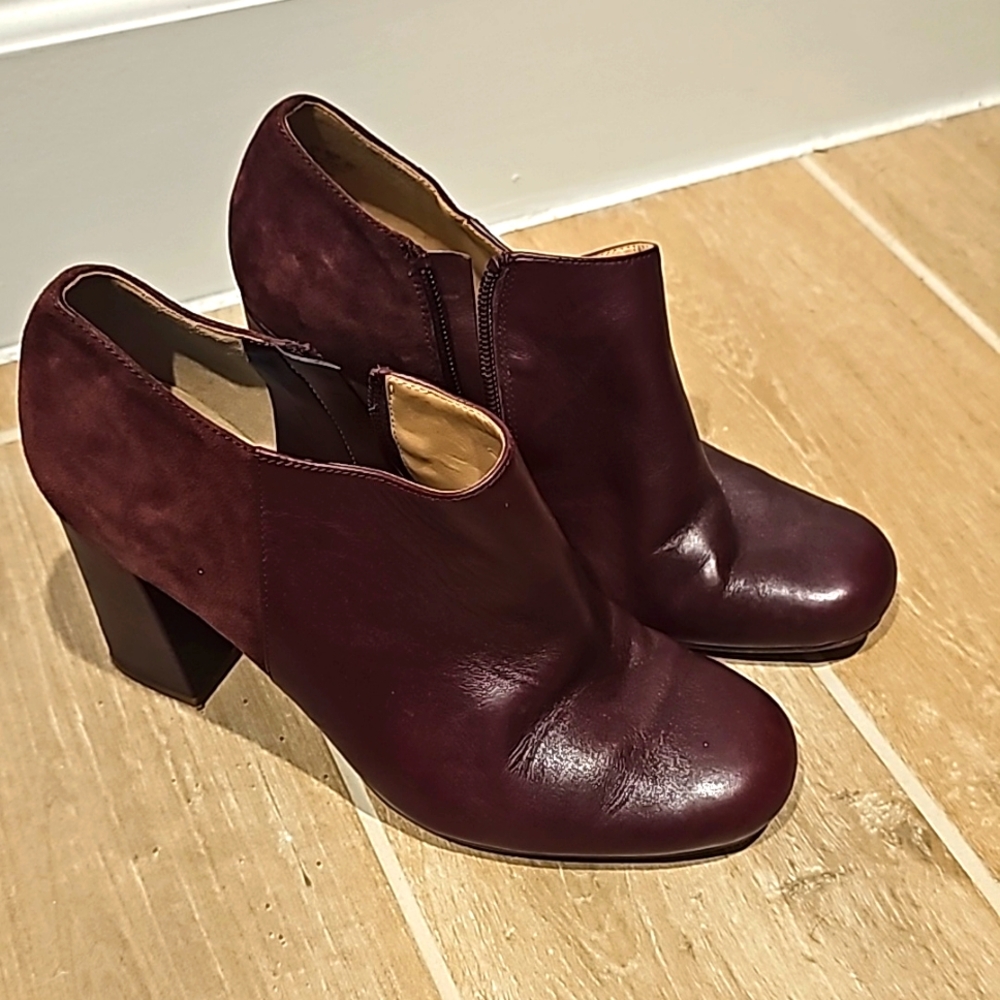 Naturalizer Maroon Heeled Booties